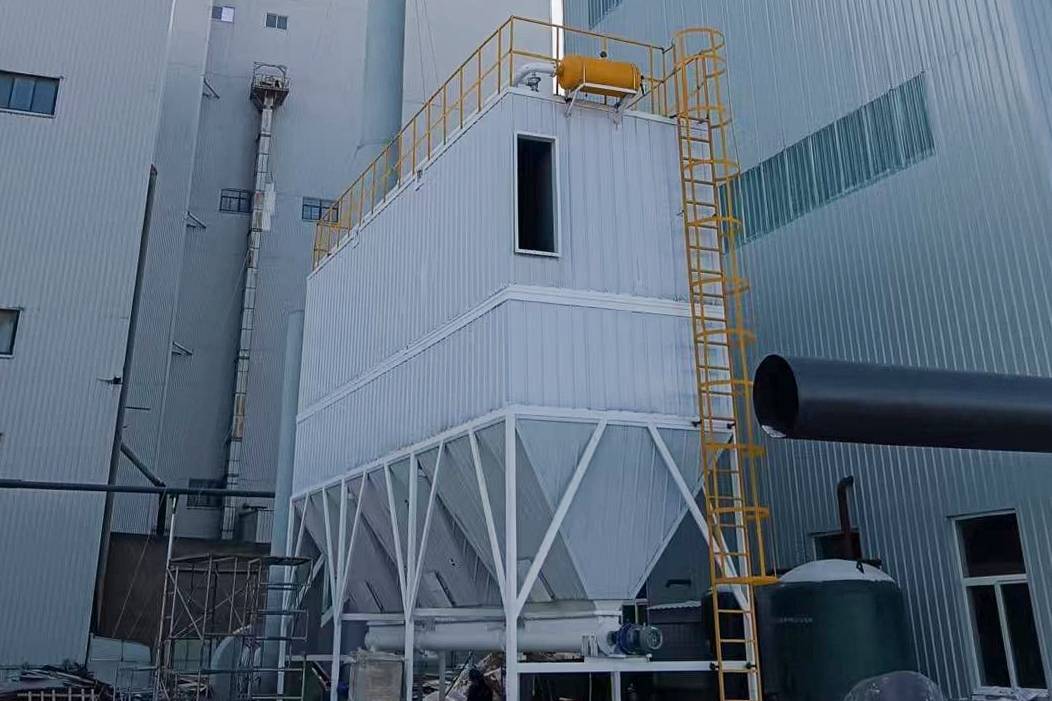 脈沖布袋除塵器設(shè)備安裝現(xiàn)場(chǎng)紀(jì)實(shí)